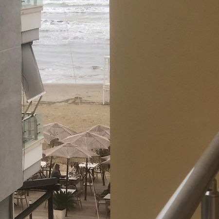 Sun&Sea Apartment Durrës Exterior foto